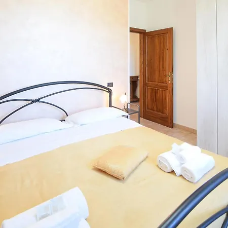 Lovely In With Kitchen Porchiano (Perugia)